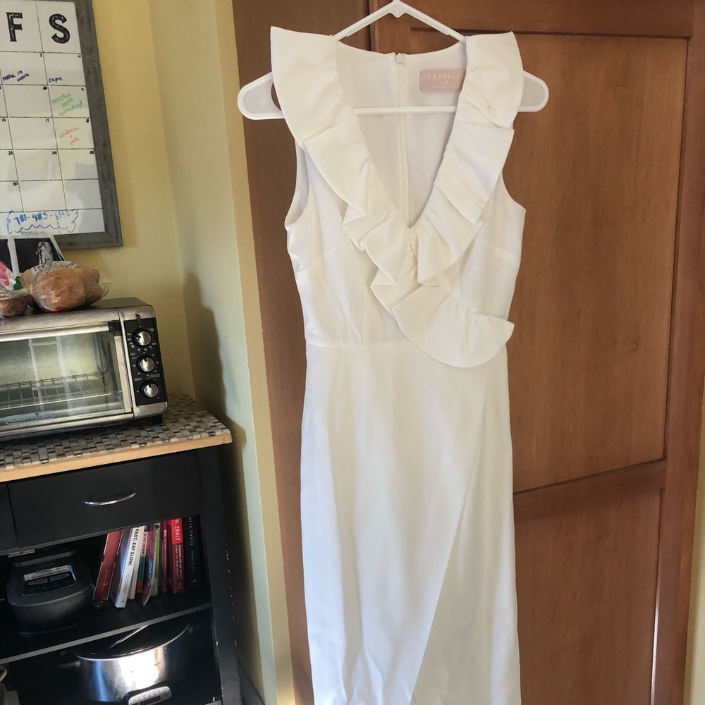 Keepsake worn 1 time for bridal shower